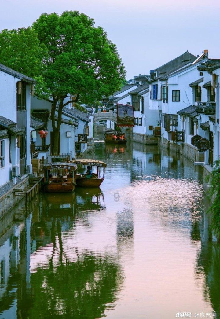 绿茵之巅